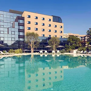 4* מלון Mercure Romanazzi Carducci